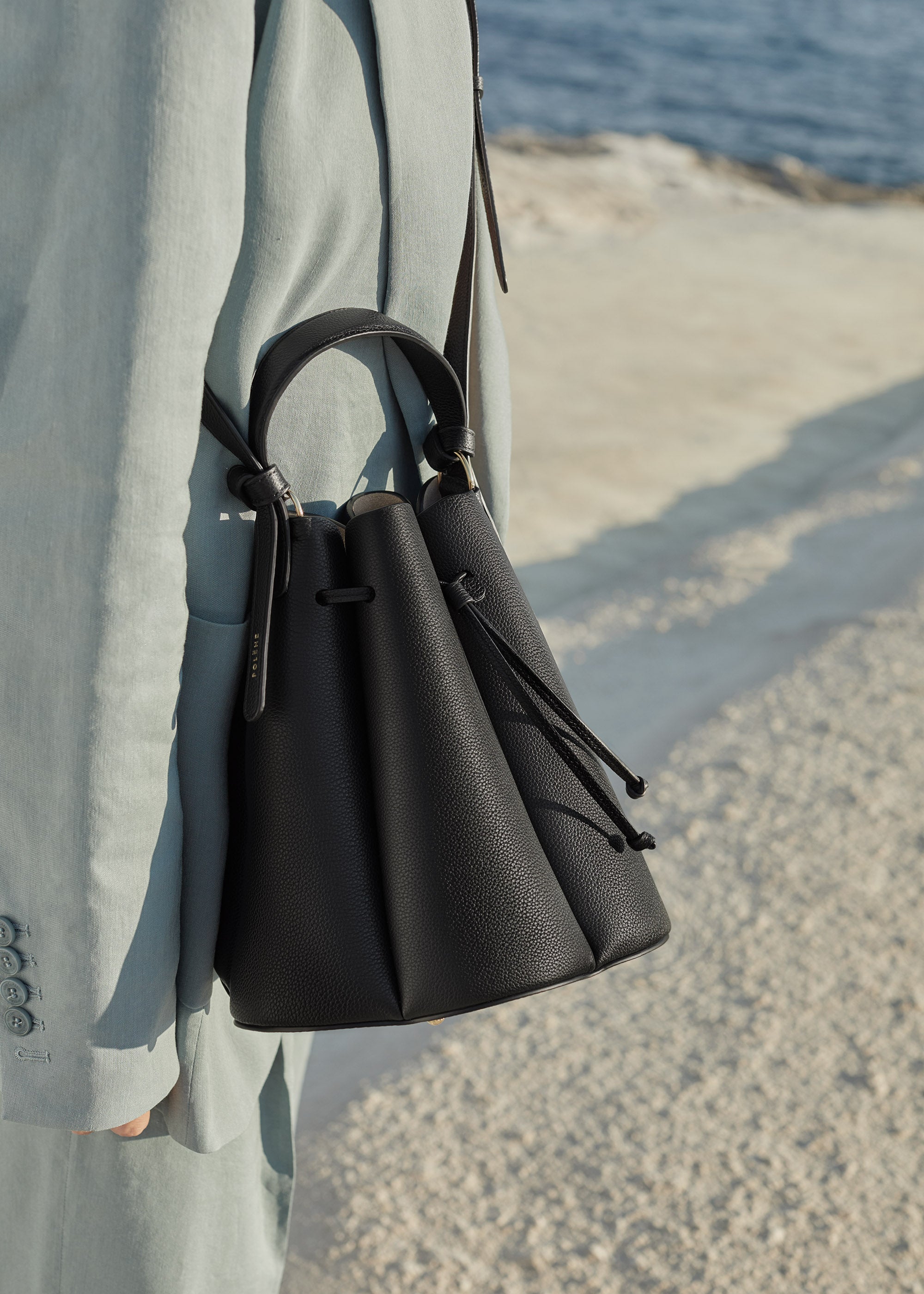 Numéro Huit - Noir Grainé